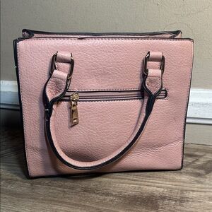 Elegant Pink Handbag New Never Used.
